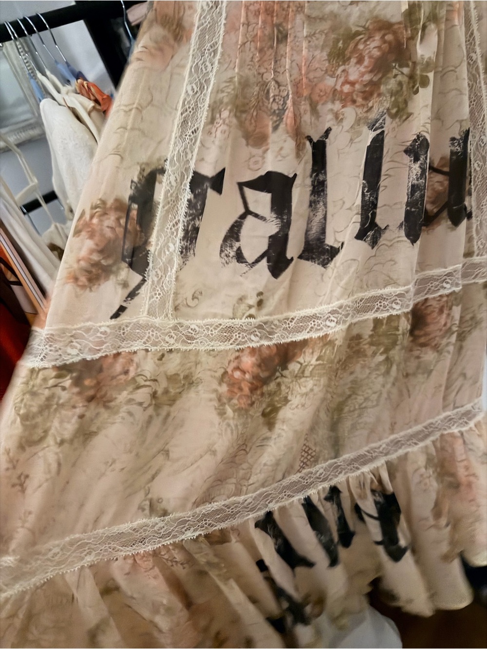 Vintage Galliano Beige Floral Lace Trim Chemise - Picture 9 of 9